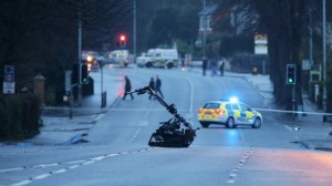 Army bomb experts examine suspect device in south Belfast