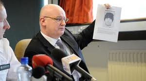 Detective Chief Inspector Alan Little appeals for information over a north Belfast murder bid