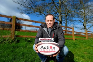 Simon Best, farmer and former international rugby player is encouraging members of the farming community to hop on board the charity’s Big Bus, supported by SuperValu, when it visits the Balmoral Show on 14th-16th May.