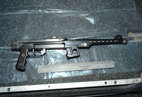 The black submachinegun seizied by police in a holdall Kelly had in the back of a taxi