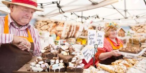 Continental market returns to Belfast at the City Hall and at the Maritime Festival 