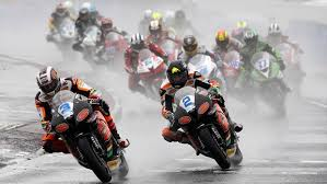Heavy rain during the Supersport race at the NW 200
