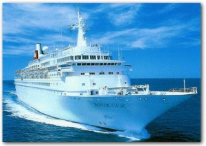 The MS Boudicca cruise liner arrives in Belfast with 882 passengers