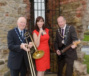 Dungannon and South Tyrone Borough Council Deputy Mayor Robert Mulligan, Swing Gal founder Karen Kirby and Dungannon and South Tyrone Borough Council Mayor Sean McGuigan take centre stage to launch this year’s FestiveHill13 line-up at Hill of The O’Neill and Ranfurly House Arts and Visitor Centre in Dungannon. The week-long festival kicks-off on Saturday 21st September w