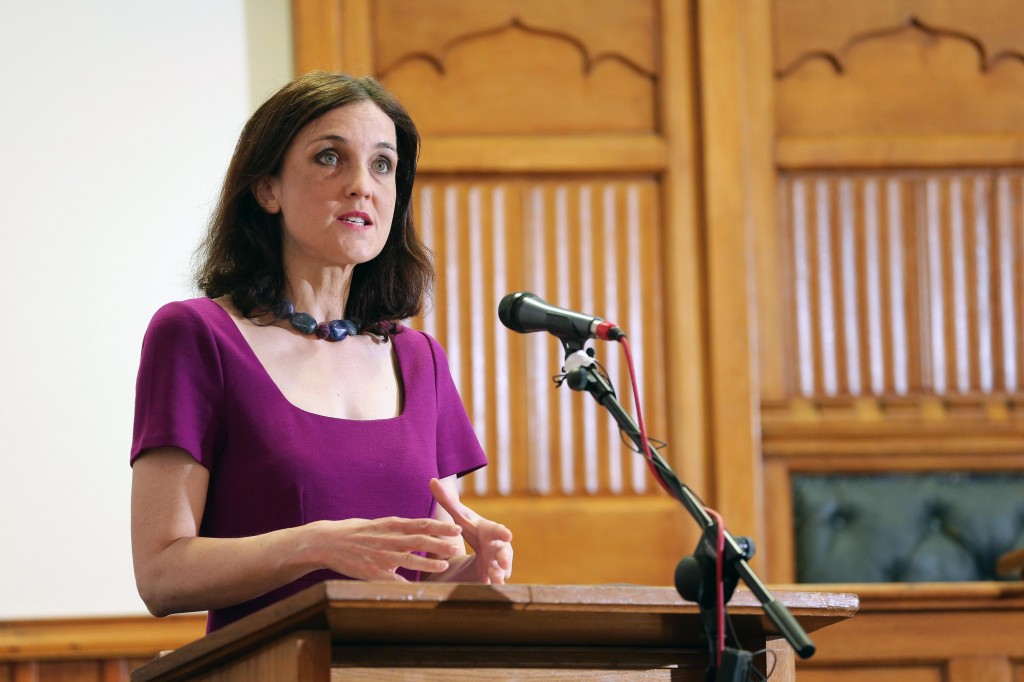 NI Secretary of State Theresa Villiers announces panel of experts over north Belfast parade dispute