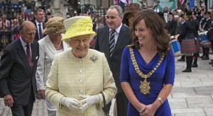 The Queen and Lord Mayor Nicola Malon