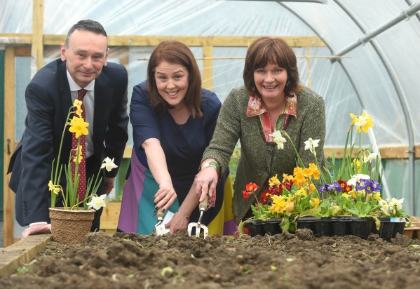 Alpha event: L to R Liam McDonald, Alpha Resource Management, Paula Quigley CEO Groundwork NI and Junior Minister Jennifer McCann put their gardening skills to good use as The Alpha Programme marks investing over £3.3 m to local community and bio diversity projects within a 10 mile radius of the Mullaghglass Landfill site.