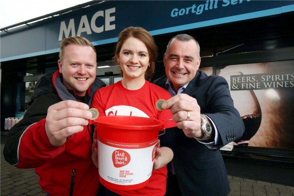Musgrave Wholesale Director, Trevor Magill (right) helps launch the partnership along with Gerard Boyd of Boyd’s Mace, Toomebridge and NI Chest, Heart and Stroke’s Sinead Magill.. PIC BY DARREKN KIDD/PRESS EYE