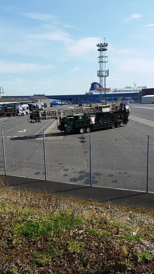 The controversial drill for Woodburn Forest arrives in Larne Harbour 